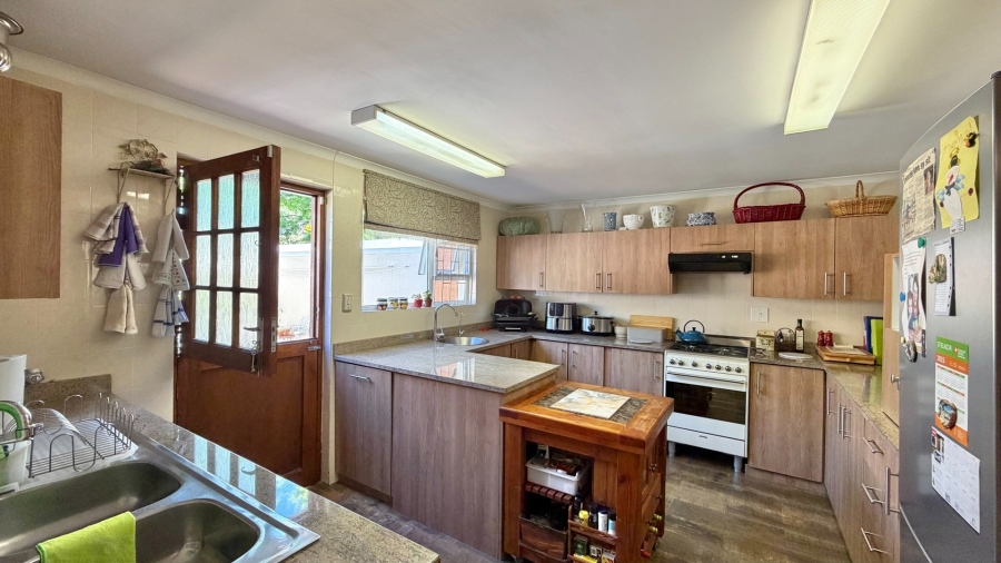 3 Bedroom Property for Sale in Paradyskloof Western Cape